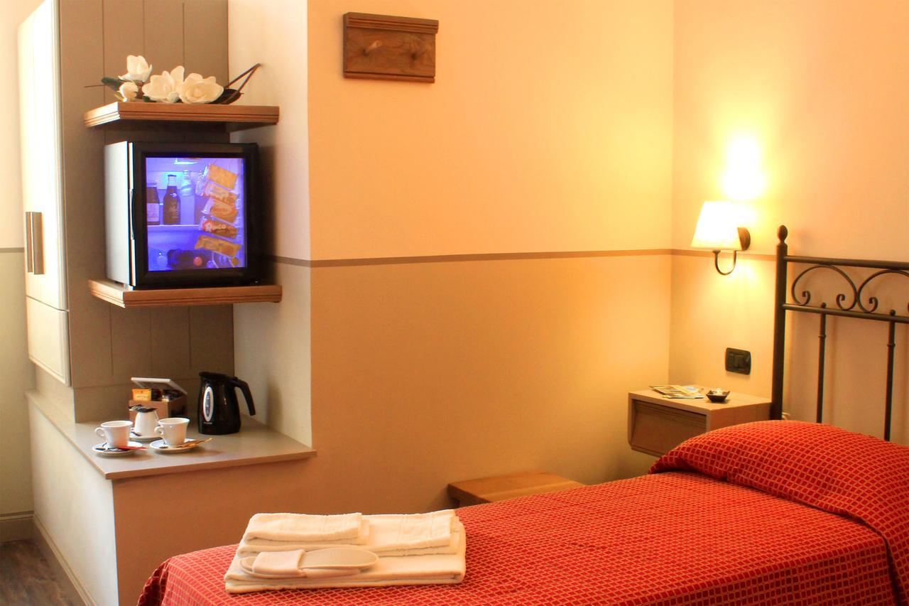 Albergo Benito ノルチャ エクステリア 写真
